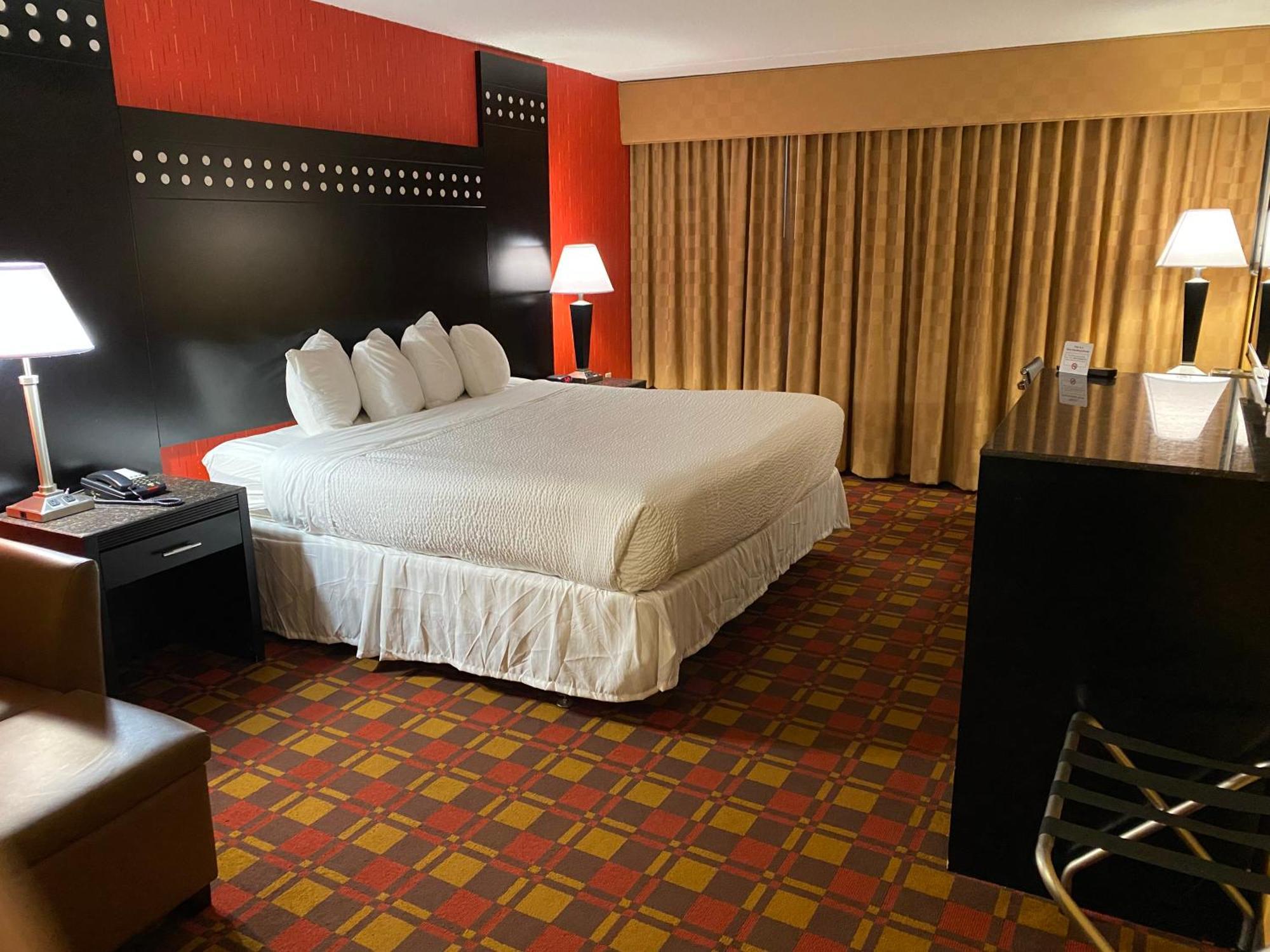Ramada By Wyndham Rochelle Park Near Paramus Buitenkant foto